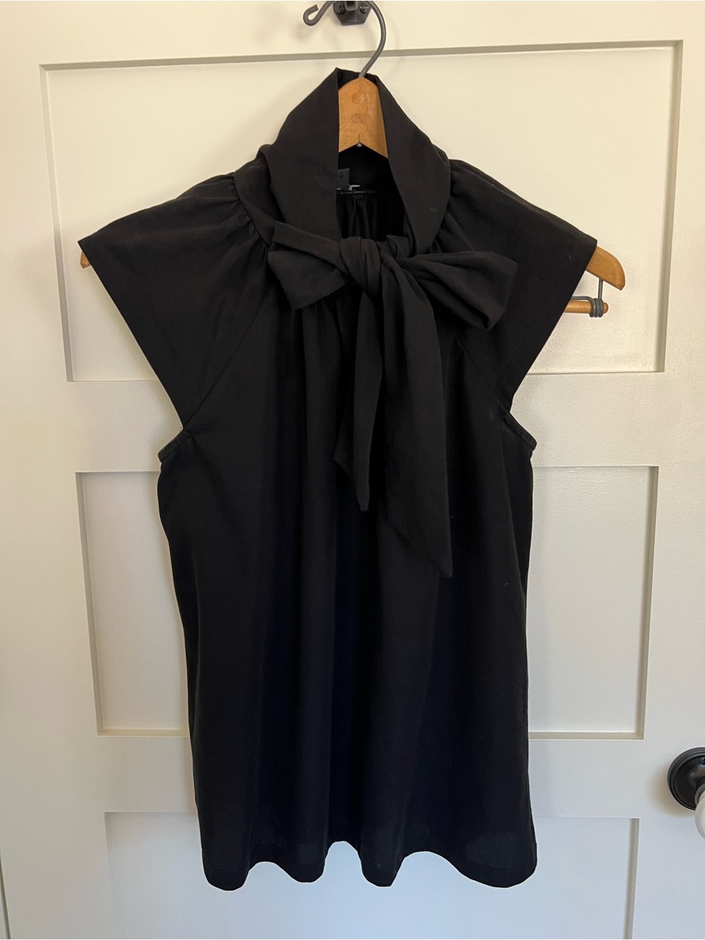 Ann Taylor Black Bow-Neck Sleeveless Top
